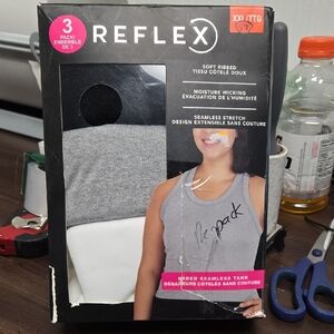 Reflex Size XXL 3 Pack of Soft Ribbed Seamless Tank Tops